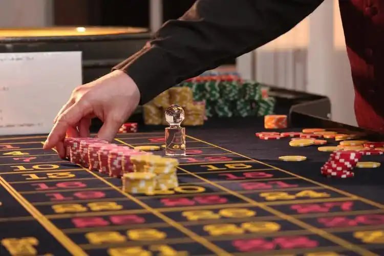 Roulette SA Gaming dengan kamera HD Roulette mekanis SA Gaming dari berbagai sudut kamera